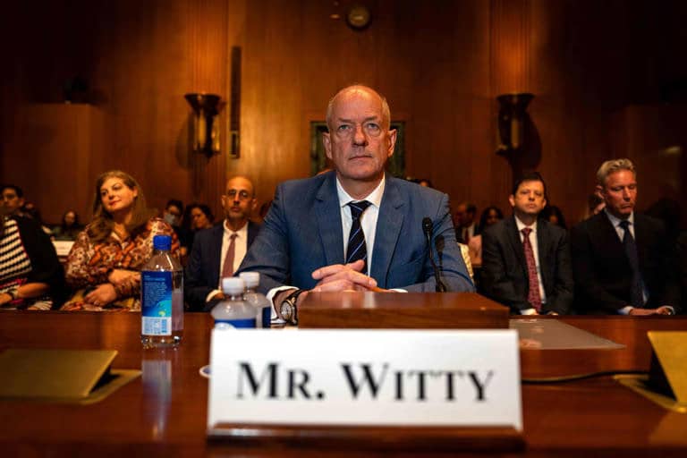 UnitedHealth CEO Andrew Witty Resigns; 2025 Forecast Suspended Amid Corporate Shake-Up